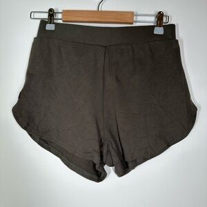 ALPHALETE Identity Cozy‎ Shorts Size Small